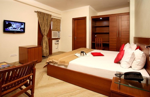 Vasant Kunj Hotel | Indira International Inn