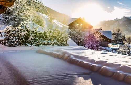 Saint-Chaffrey Apartment | Individual chalet, charm and prestige, 110 m2 terrace, outdoor jacuzzi