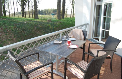 Hohen Niendorf Apartment | Individual, high quality furnished apartment for vacation fun with style.