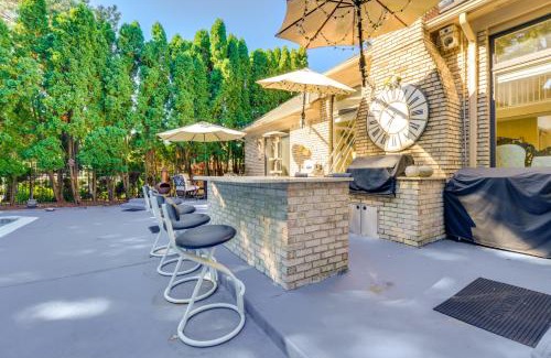 Anchorville House | Indoor and Outdoor Entertainment! Luxe Michigan Home