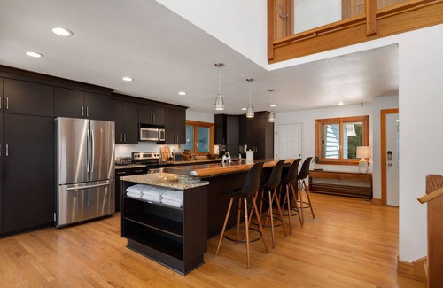 Powells Point House | Indoor Hot Tub, Barrel Sauna, Pool, Natural Light!