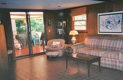 Town of Copake House | Indulge in a Cozy & Luxurious 3BR Vacation Home!
