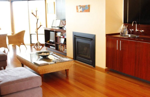 Fairhaven Apartment | Indulge in a Romantic Spa Apartment with Sweeping Ocean Views