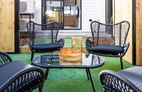Christchurch City Centre House | Indulge in Christchurch Hagley Park 2 bed 2 bath