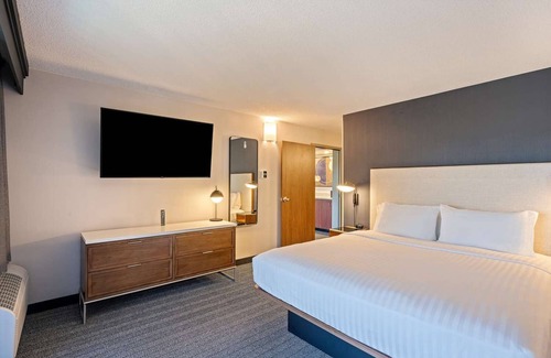 San Ramon House | Indulge in Home Like Comfort! Spacious 1BR Suite, Pet-friendly, Free Parking!