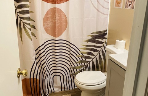 Charlotte House | Indulge in urban luxury with a stay in our cozy home.