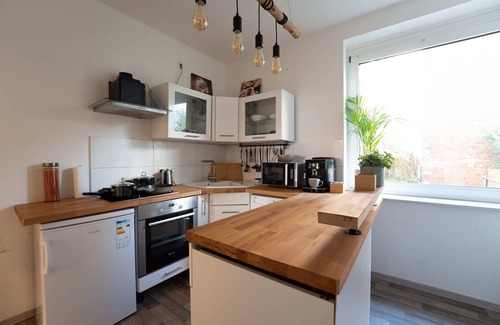 Bad Wilhelmshoehe Apartment | Industrial Apartment | Nähe Bergpark + Netflix