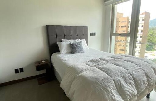 Antiguo Cuscatlan Apartment | Industrial &Contemporary 2Brm @Puerta del Alma