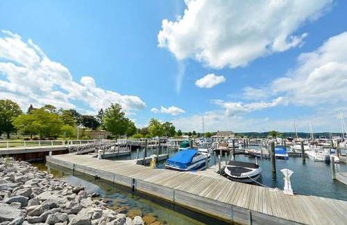 Traverse City Apartment | Industrial luxury in the heart of Traverse City
