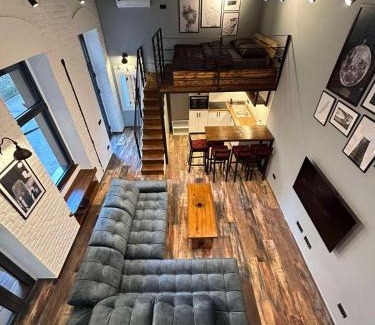 Subotica Apartment | Industrial Studio