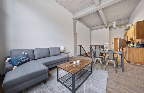 East Cleveland Bed & Breakfast | Industrial Style Living in Downtown Cleveland!