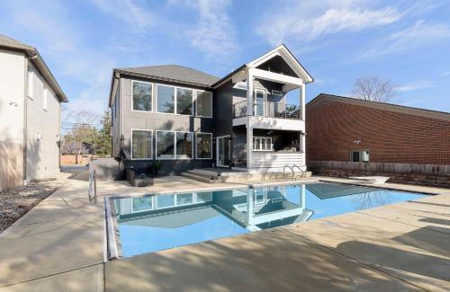 Indianapolis House | Indy Pool Home