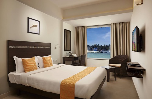 Velim Hotel | Indy Waterfront Resort