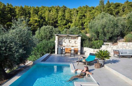 Elia Nikitis Villa | Infinity blue villa