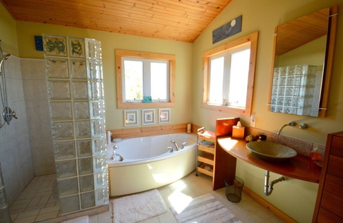 Shelby House | Infinity Cottage | 2 Bed, 3.5 Bath