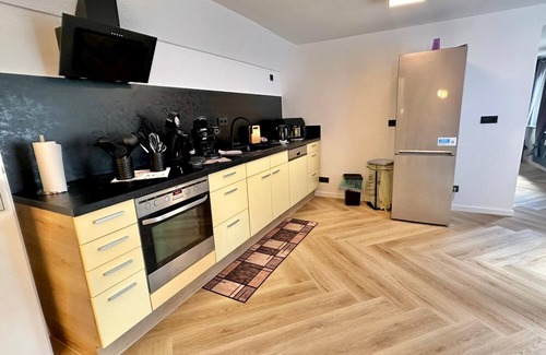 Wuerselen Apartment | Infinity-Flat Würselen City