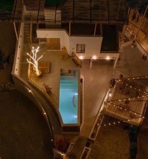 Simbal Ski Chalet | Infinity House