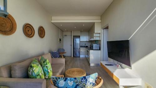 Bloubergstrand Apartment | Infinity LG8 Beachfront Apartment