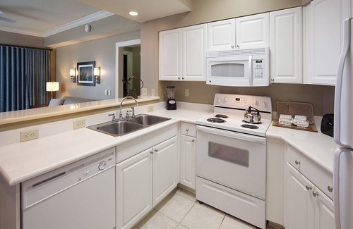 Beachside Village Villa | Infinity Pool! Close to Beach | Hot Tub + Tennis