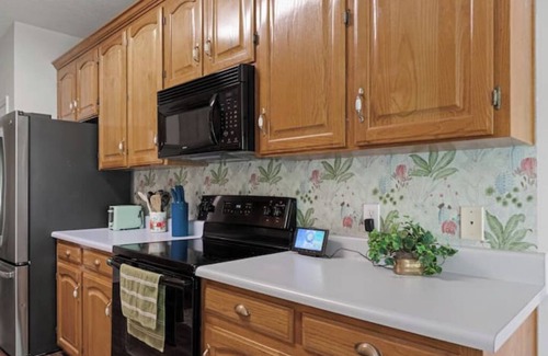 Normal House | Inglewood Manor-Four bedroomsnn