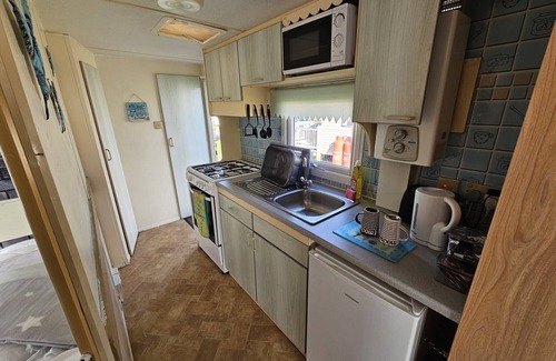 Ingoldmells House | Ingoldmells -Caravan- Sleeps 6 - Seaside - Parking