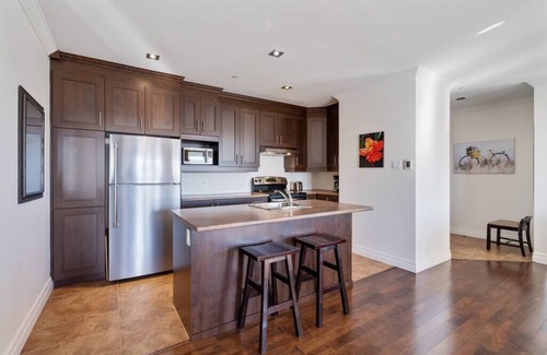 Boischatel Apartment | INITIAL | ESPACE SOLEIL | Chutes-Montmorency + Vue Fleuve