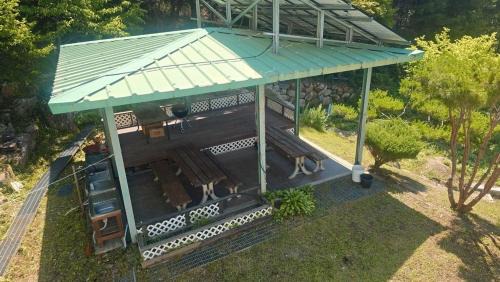 Inje House | Inje Hachuri Undeokwi Hayanjib