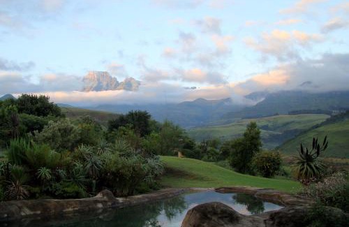 Cathkin Park House | Inkunzi Cave