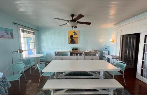 Oak Bluffs Bed & Breakfast | Inkwell Beach Cottage
