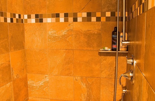 North Saanich Bed & Breakfast | Inlet Beach House B&B
