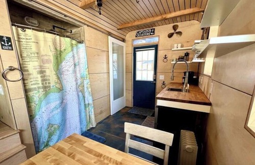 Salamatof House | Inlet View Tiny Home