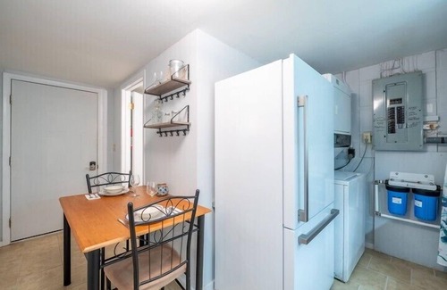 Frank Cottage | Inn a Nutshell at Linville!