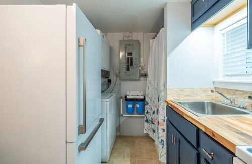 Frank Cottage | Inn a Nutshell at Linville!