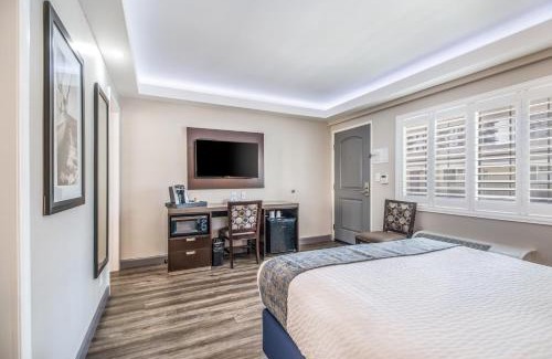 East Village Hotel | Inn at 50 Long Beach Convention Center