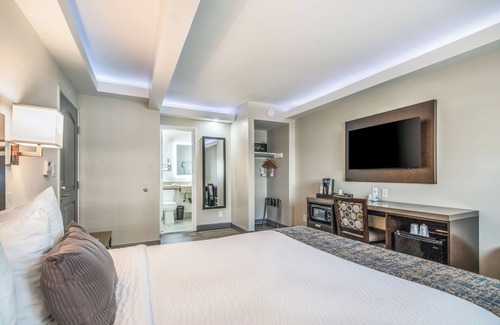 Alamitos Beach Hotel | Inn at 50 - Long Beach Convention Center