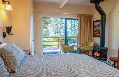 Little River Hotel | Inn at Buckhorn Cove