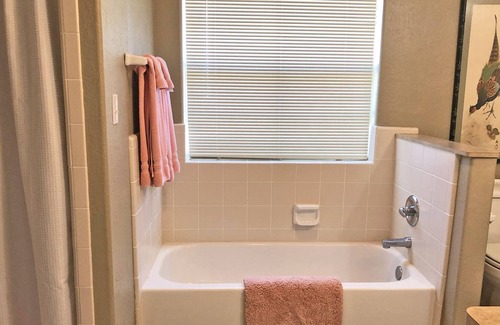 Burton Cottage | Inn at Indian Creek
