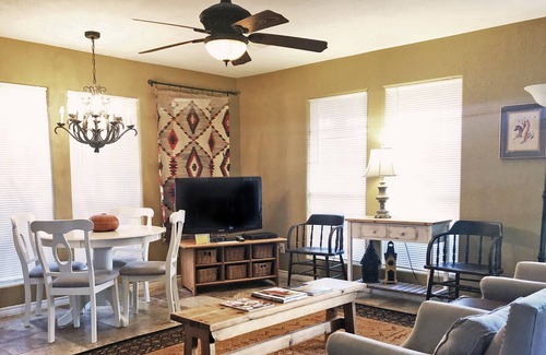 Burton Cottage | Inn at Indian Creek