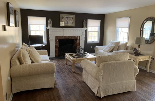 Hope Bed & Breakfast | Inn at Millrace Pond