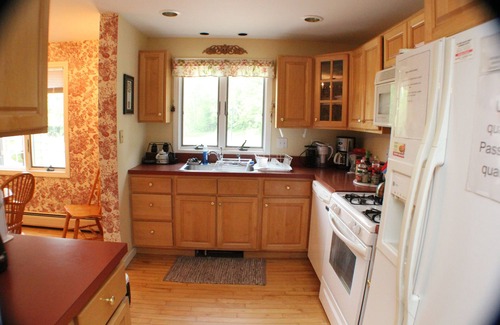 Wilmington House | Inn at Quail Run 4 BR 3 Bath Guest House