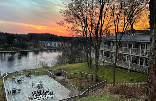 Bracebridge Hotel | Inn at the Falls