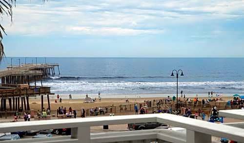 Downtown Hotel | Inn at the Pier