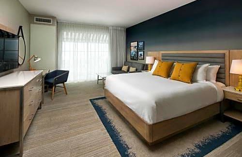 Downtown Hotel | Inn at the Pier