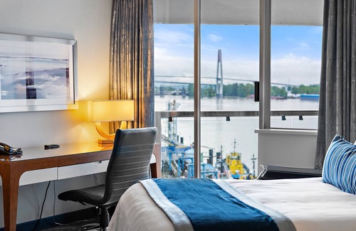 Downtown New Westminster Hotel | Inn at the Quay