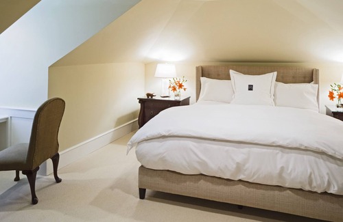 Orange Hotel | Inn at Willow Grove
