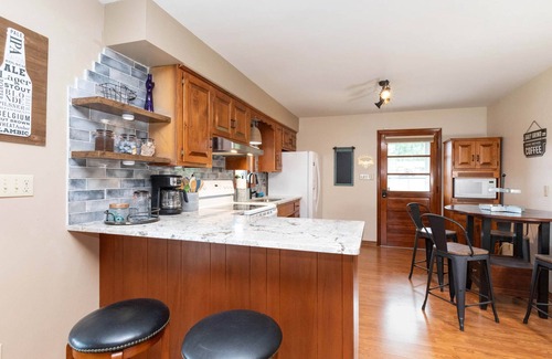 Canton House | Inn Between, Asheville/Canton/Waynesville/No Pet Fees