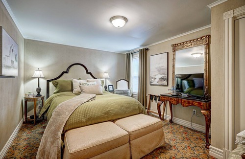 Dildo Hotel | Inn By The Bay