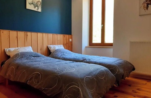 Aspres-sur-Buech House | Inn 'Gite Les Sabots De Venus' with Mountain View, Private Terrace and Wi-Fi