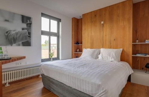 Ternaard House | Inn in Ternaard near Heritage
