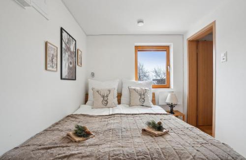 Flums Apartment | INN JOY Apartments - idyllische Bergsicht